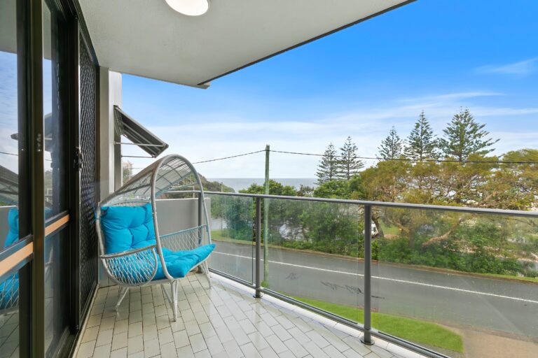 BB7 BALCONY 768x512