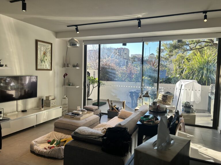 Lounge 3 768x576